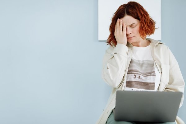 Falta de sentido no trabalho e burnout: quando trabalhar perde o significado
